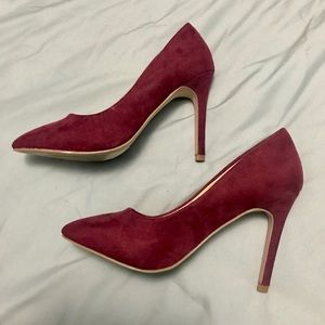 Forever 21 Burgundy Wine Suede Pump Heel Size 5.5